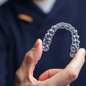 Nakładki Invisalign Warszawa